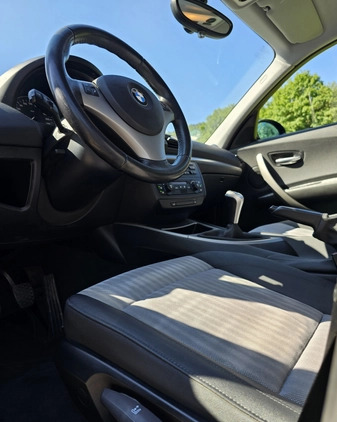 BMW Seria 1 cena 18300 przebieg: 182000, rok produkcji 2006 z Jedlina-Zdrój małe 106